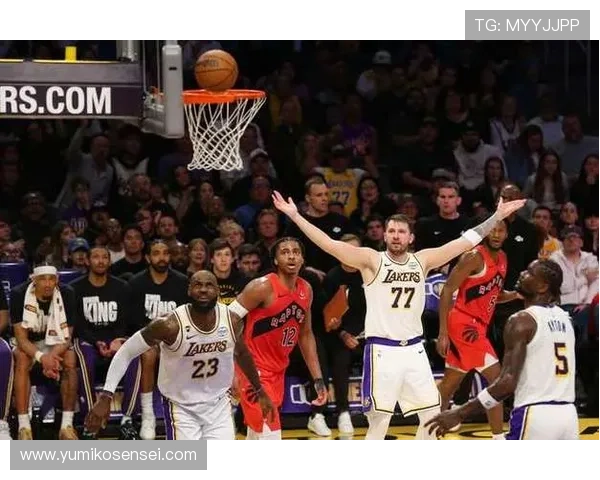 东契奇带队止败 艾顿25+13猛龙难挡湖人